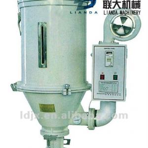 Plastic pellet dryer