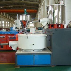 Plastic powder mixer