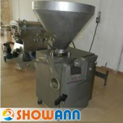 Pneumatic quantitative sausage filling machine