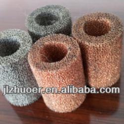 porous metal foam for uniform gas