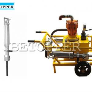 Quarry hydraulic block splitter similar to Darda