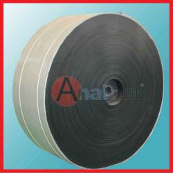 Rubber conveyor belt manufacture