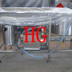 Saline injection machine