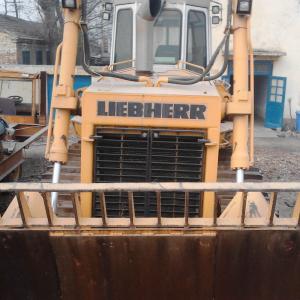 Second hand Bulldozer Liebherr PR 752