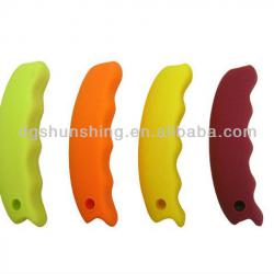 Silicone bag handle