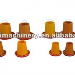 Simple hang style plastic bucket plate chicken feeder,plastic chicken feeders automatic,plastic animal feeders