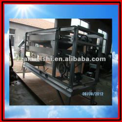 Size grading machine for peanut kernels