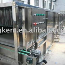 Spray sterilization cooling tunnel machine