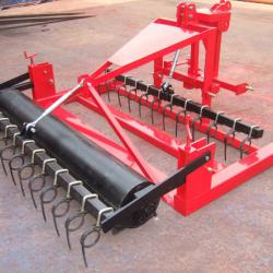 Spring tine harrow, trailed harrow, suit for race-course