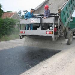 SS-3100 Hanging Chipping Spreader