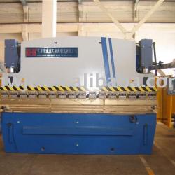 Steel-welded construction with high strength and good rigidity WE67K-100/3200(DA52) Hydraulic Press Brake machine