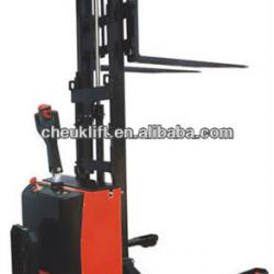 Straddle power stacker with High quality hydraulic pump