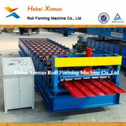 Trapezoidal roof panel roll forming machine