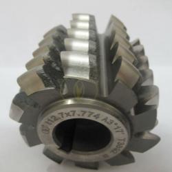 Types of Sprocket Hobs- LA. 3 degrees 17 points, OD. 80 mm., Length 70 mm. , single thread , right handed, Spiral Flute