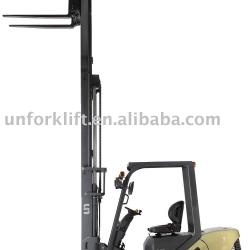 U-series 3.0t Diesel Forklift with Japanese Engine