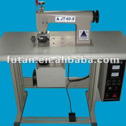 Ultrasonic cutting machine for fabric