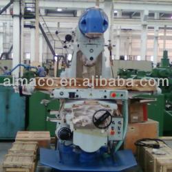 Universal Swivel head milling machine