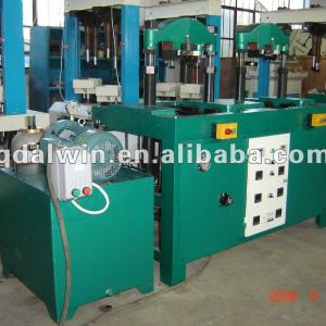 Vulcanizing machine for work boots