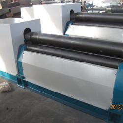 W11 symmetric rolling machine