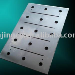 Wear resistance plate