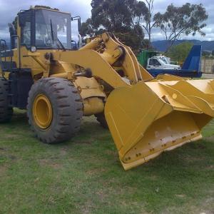 Wheel Loader Komatsu WA380 2002