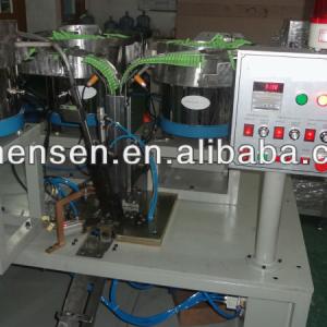 Wooden cloth peg producing machine