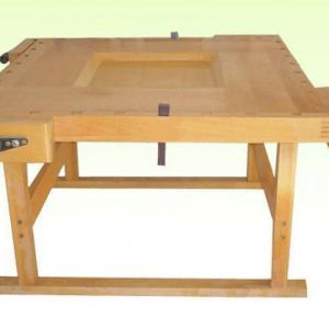 Wooden Workbench KL718-23 with Installation Size 158X158X81.5CM and Packing Size 167X135X22CM