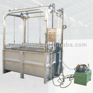 Yarn hanging dyeing machine