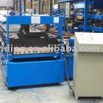 Steel roof or wall sheet forming machine