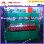 Roll forming machine