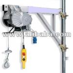 Construction hoist