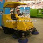 vacuum mechanical road sweeping machine