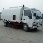 ISUZU runway sweeper truck (600P)