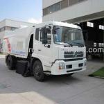 Dongfeng 4x2 tractor sweeper truck