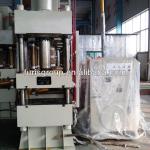 four columns hydraulic press machine-