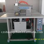 Ultrasonic lace making machine