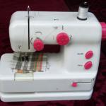 Mini sewing machine / Household sewing machine